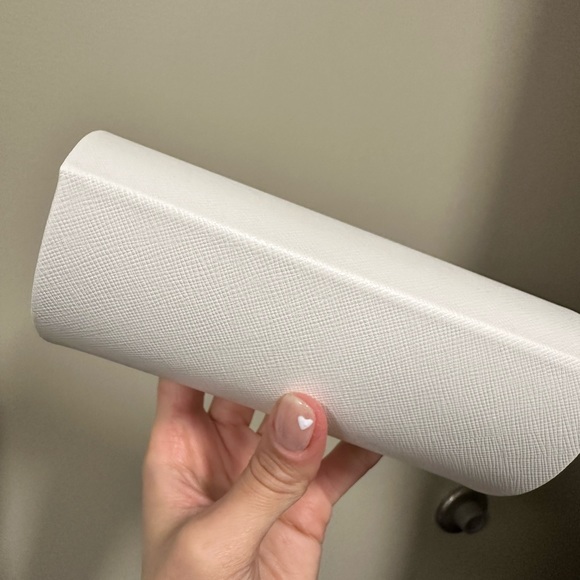 Michael Kors Sunglass Case - Picture 3 of 4